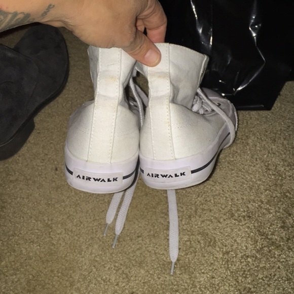 Women’s high top! - Picture 2 of 2